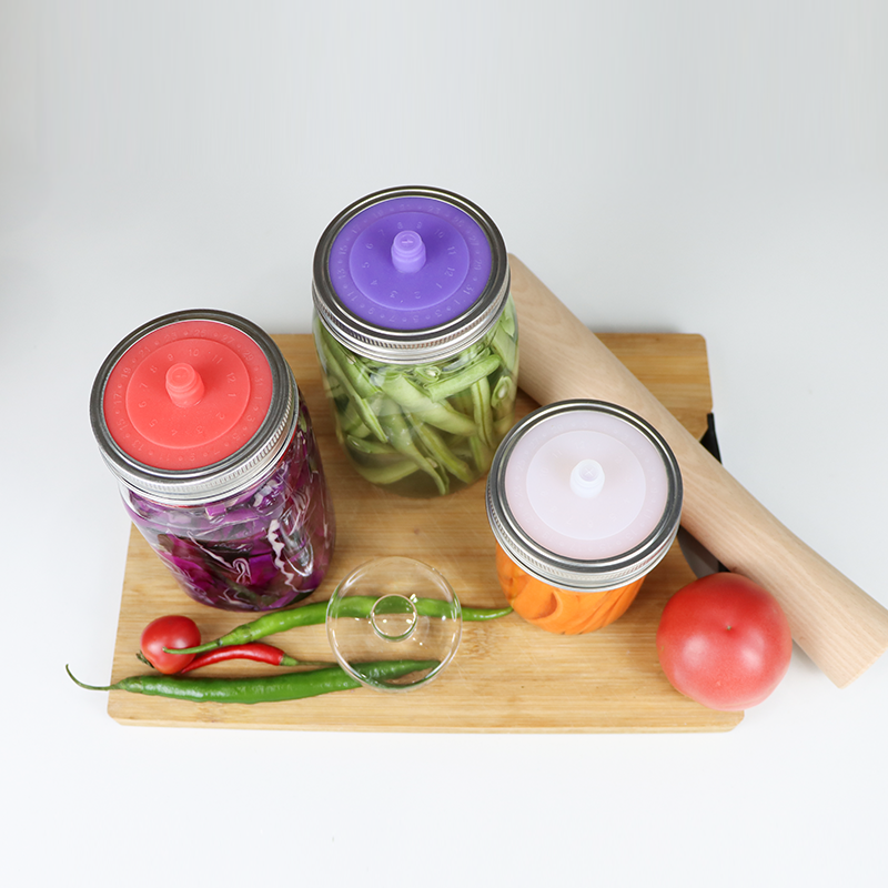 wide-mouth-mason-jar-with-silicone-fermentation-lid